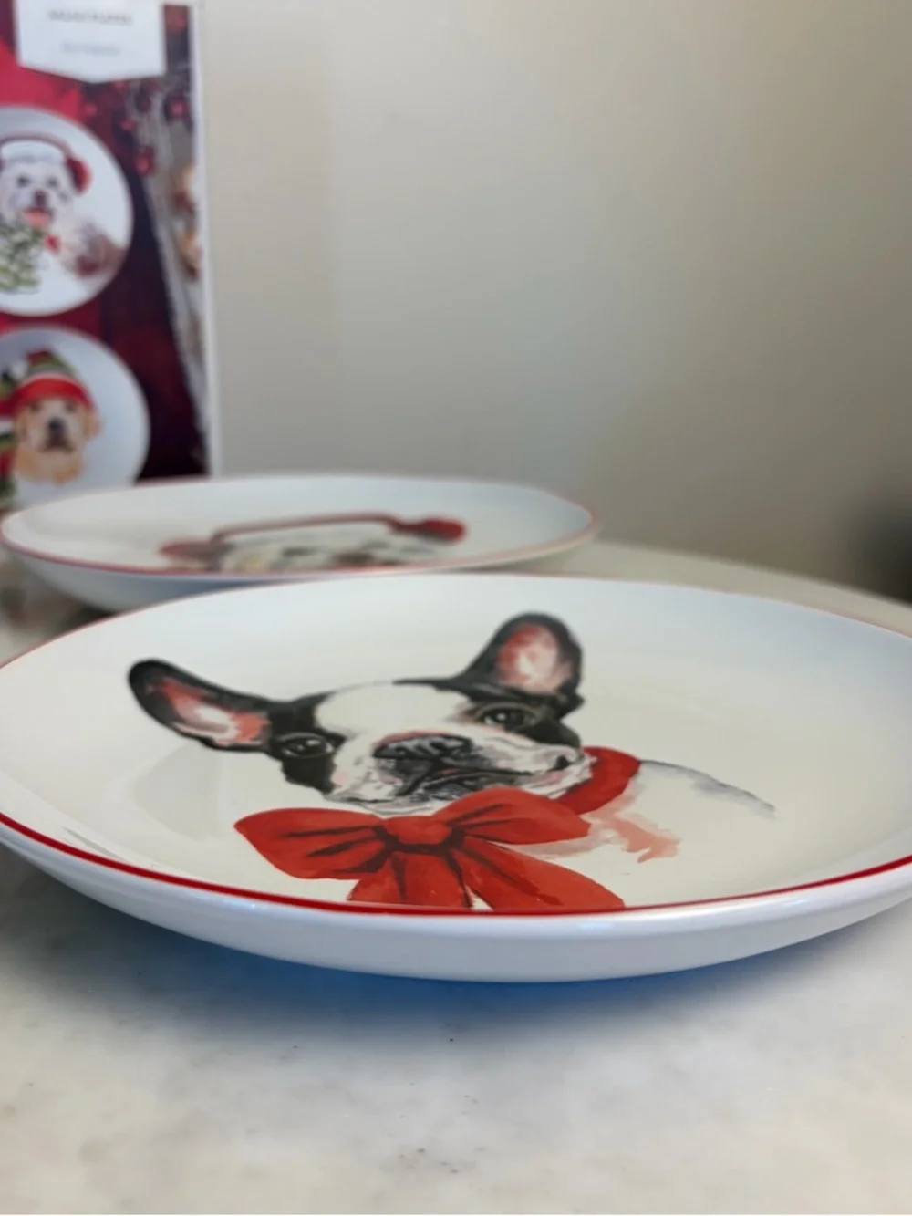 Pier 1 Imports Christmas Puppies Dogs Holiday 8'' Dessert Salad Plates Set of 4